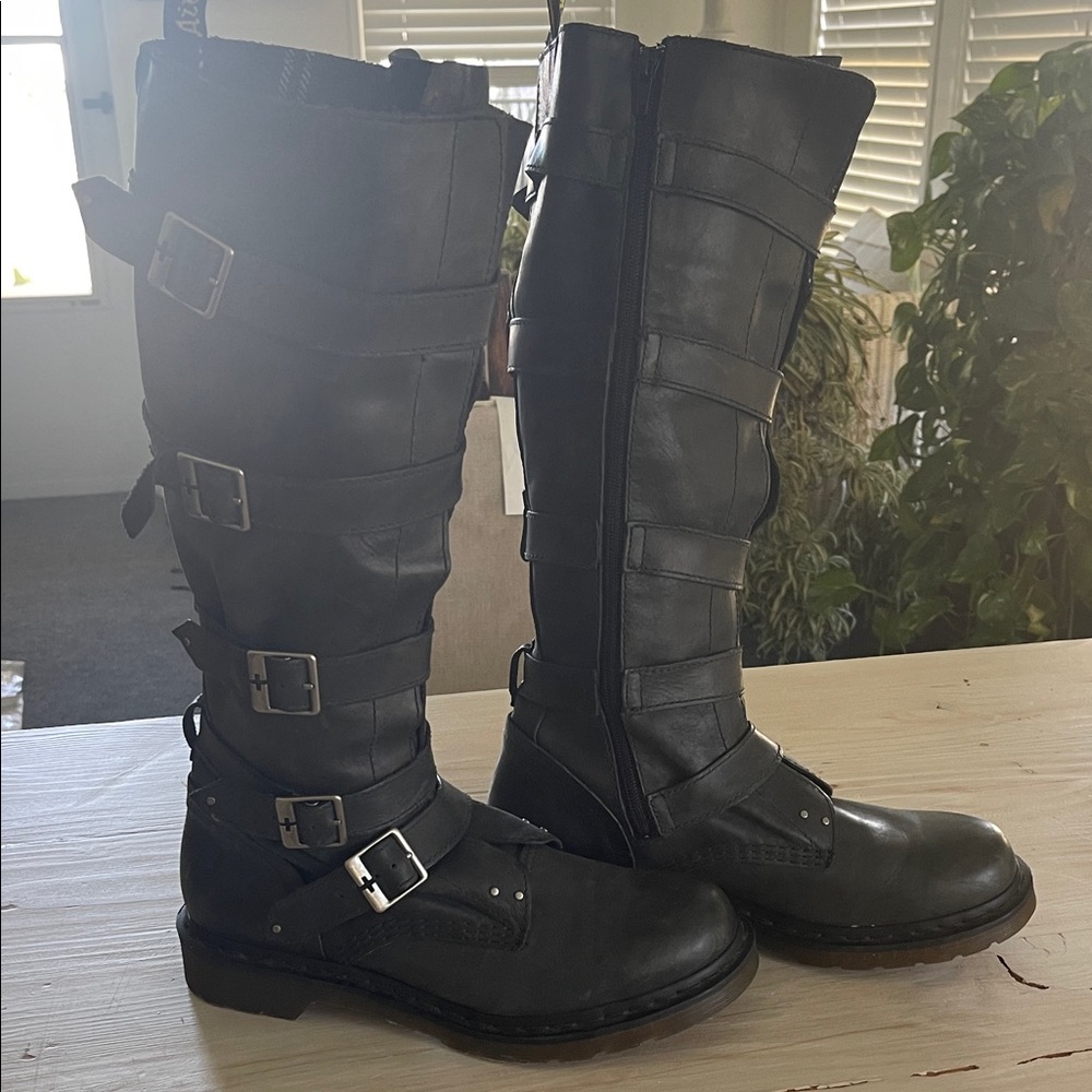 Dr. Martens Docs Phina Tall Buckle Leather Combat Boots EUC sz 10 Rare - Picture 7 of 16